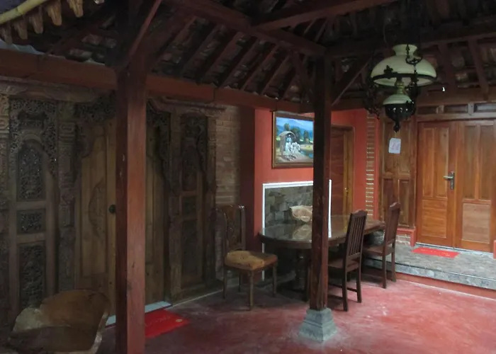 Rumah Ukhi Guest House Cebongan acceptant les animaux